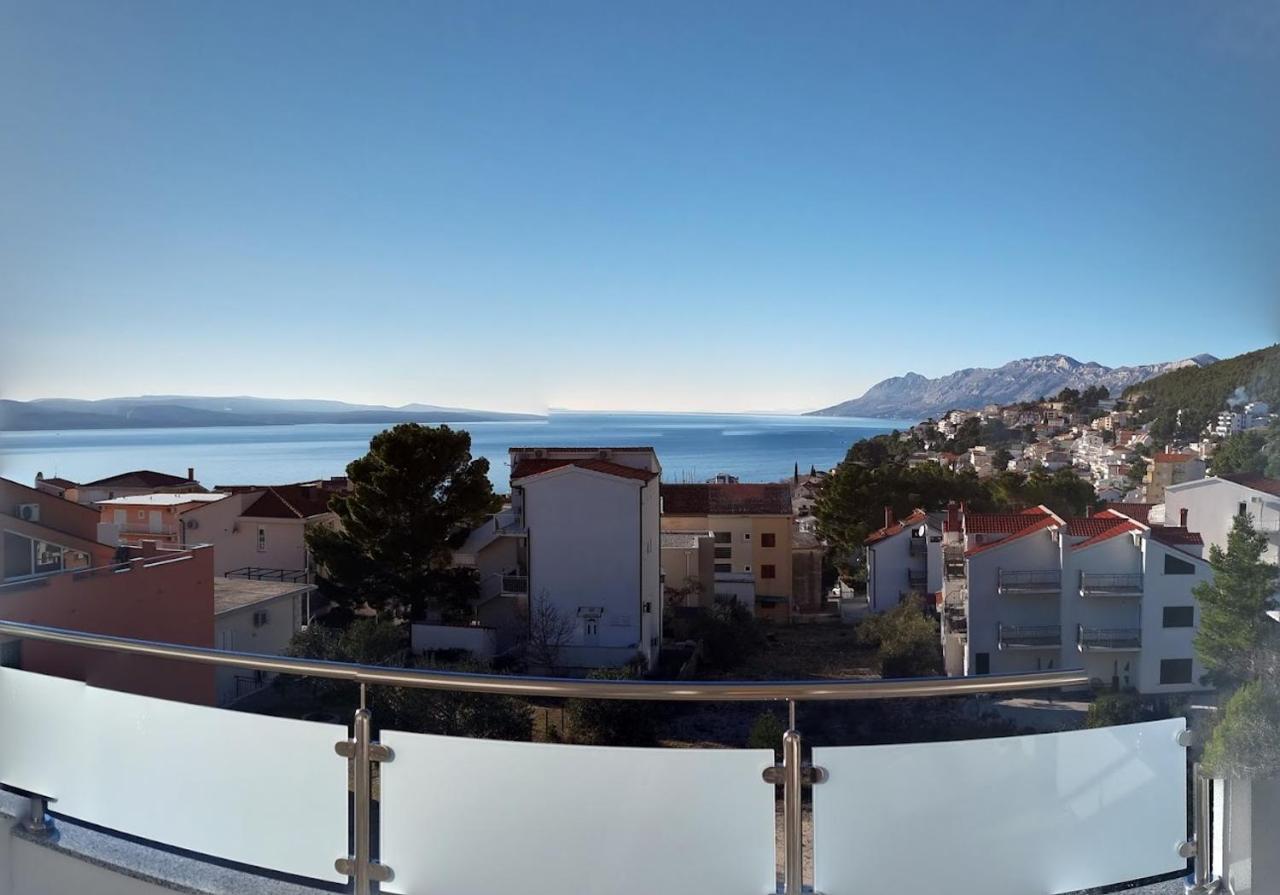 Dorijini Dvori Bed & Breakfast Baska Voda Exterior photo