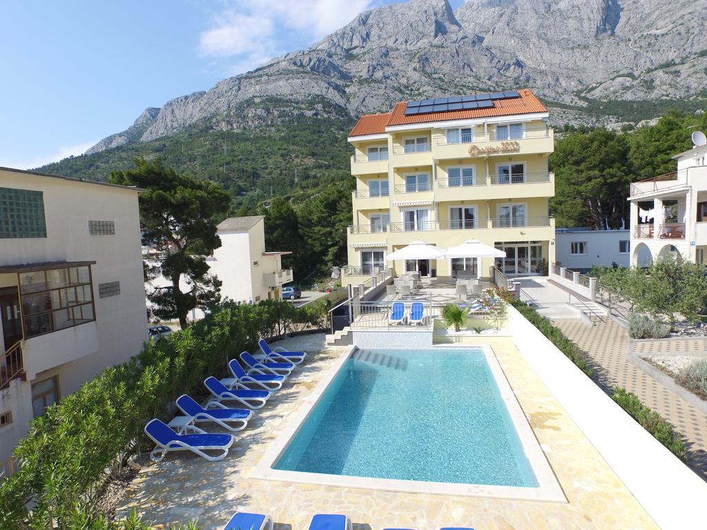 Dorijini Dvori Bed & Breakfast Baska Voda Exterior photo